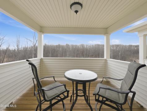 39 Jared Court Cohoes NY 12047