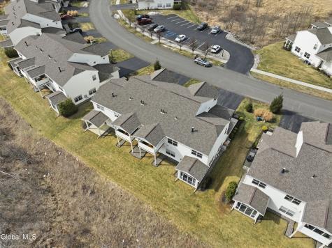 39 Jared Court Cohoes NY 12047