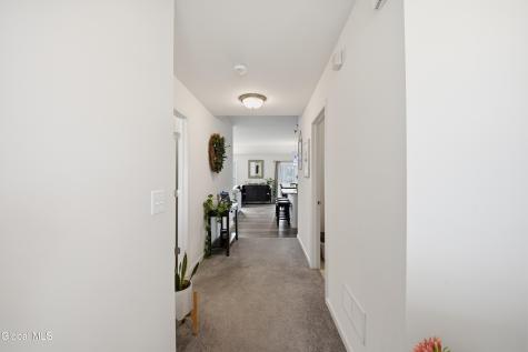 39 Jared Court Cohoes NY 12047