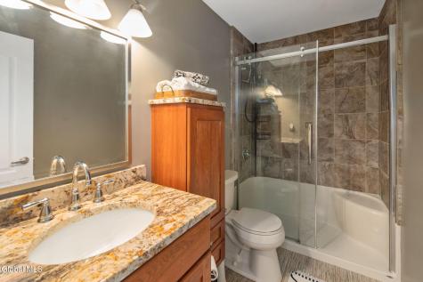 3D Tupelo Drive Halfmoon NY 12065