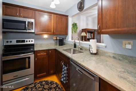 3D Tupelo Drive Halfmoon NY 12065
