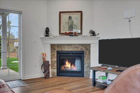 704 Grayson Place Glenville NY 12302