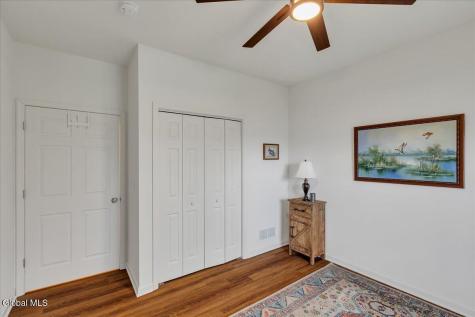 704 Grayson Place Glenville NY 12302