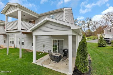 704 Grayson Place Glenville NY 12302