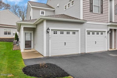 704 Grayson Place Glenville NY 12302