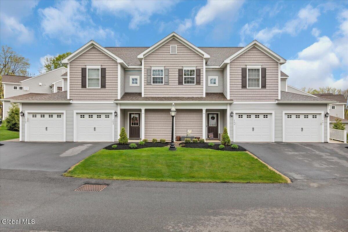 704 Grayson Place Glenville NY 12302