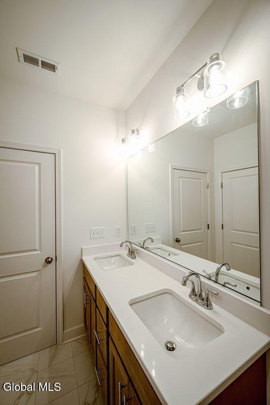 8 Reed's Hollow Saratoga Springs NY 12866