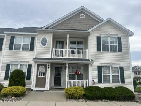 42 Morning Glory Way Schenectady NY 12306