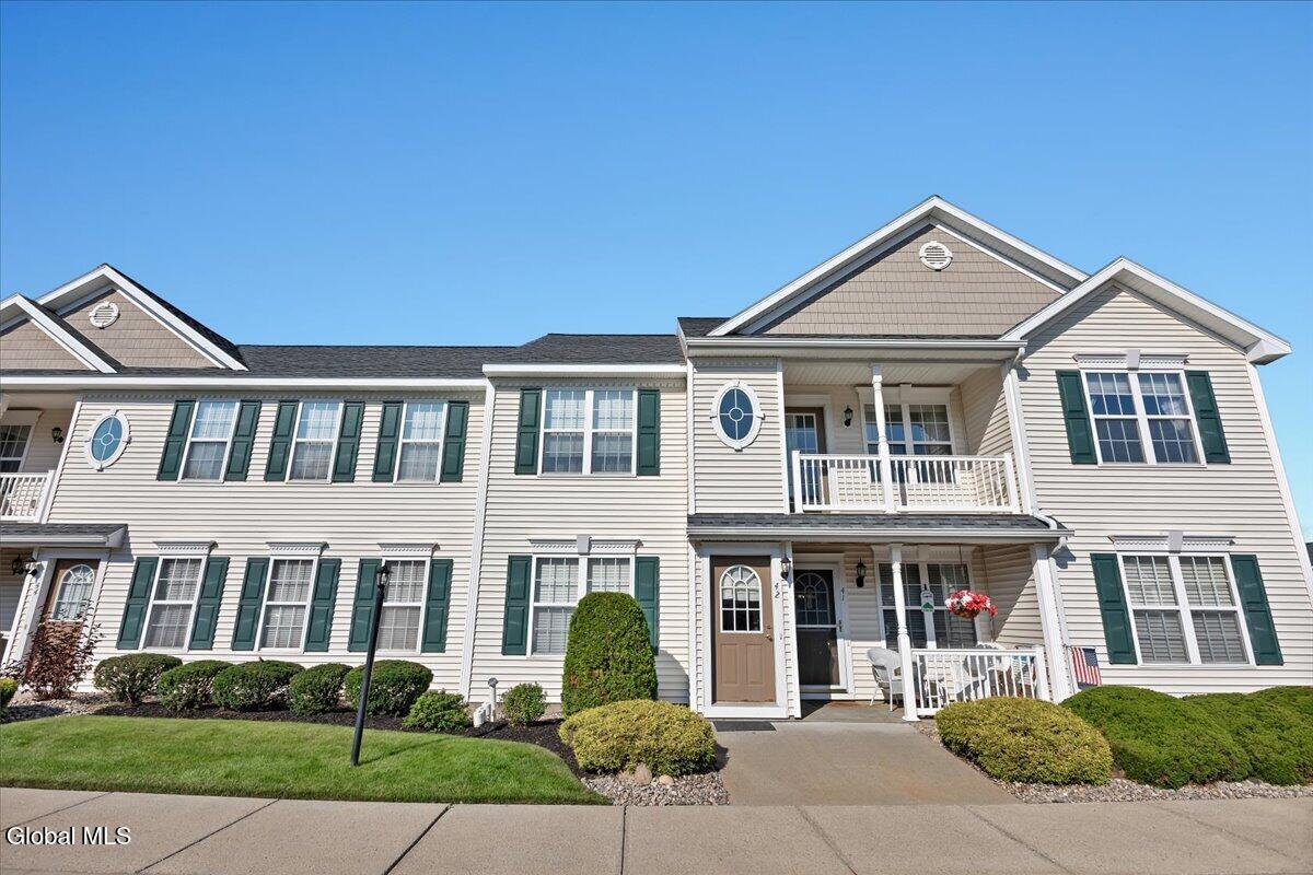 42 Morning Glory Way Schenectady NY 12306
