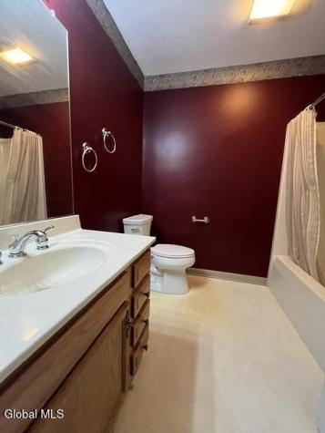 42 Morning Glory Way Schenectady NY 12306
