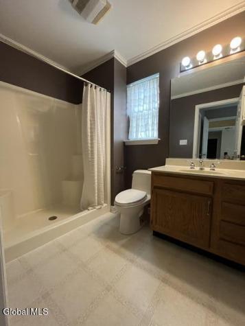 42 Morning Glory Way Schenectady NY 12306