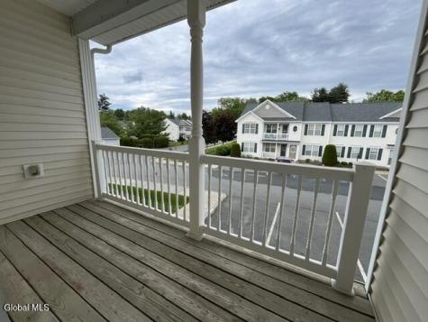42 Morning Glory Way Schenectady NY 12306