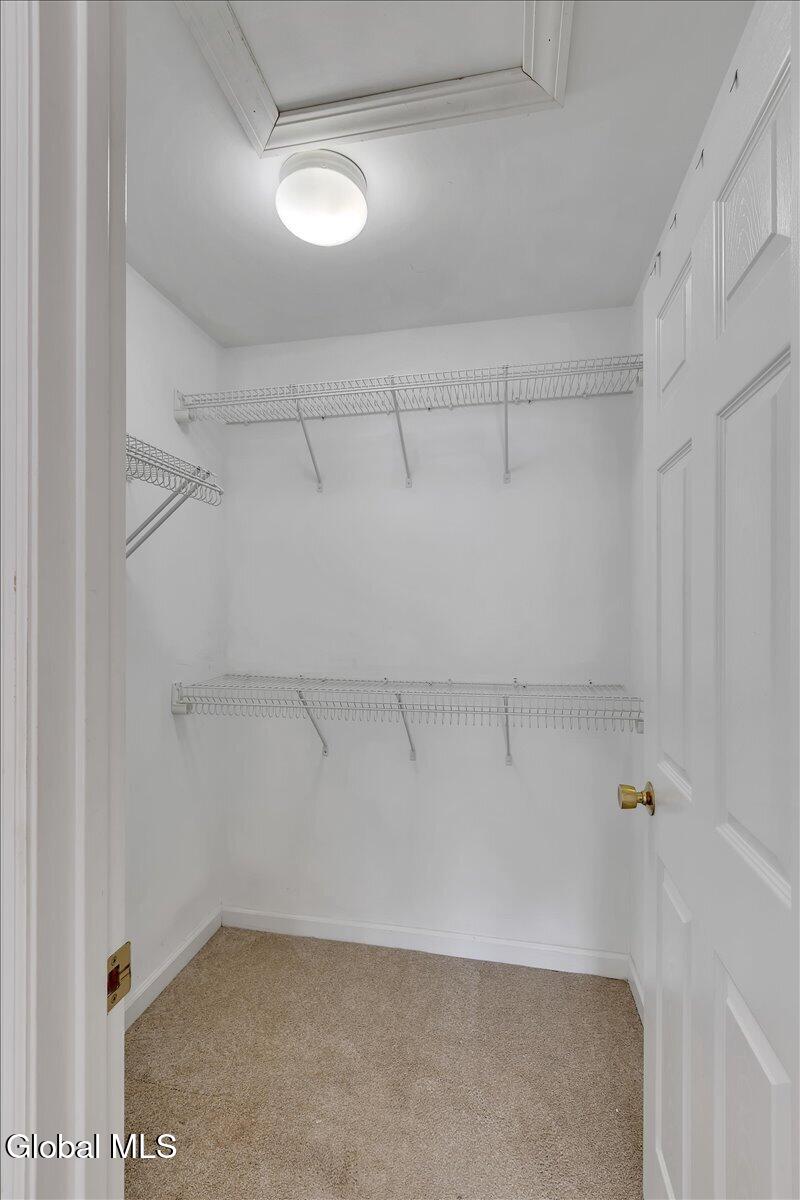 42 Morning Glory Way Schenectady NY 12306