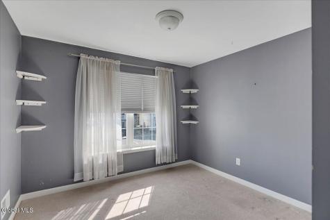 42 Morning Glory Way Schenectady NY 12306