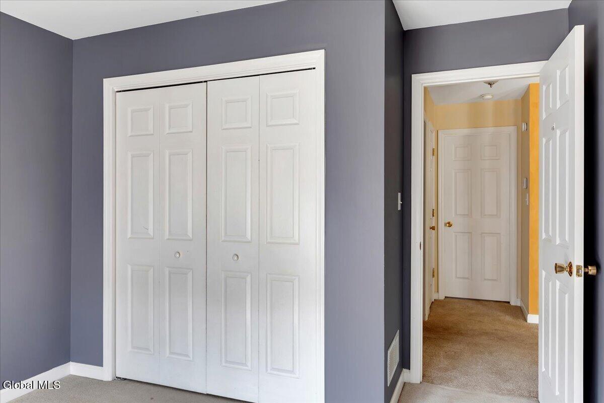 42 Morning Glory Way Schenectady NY 12306