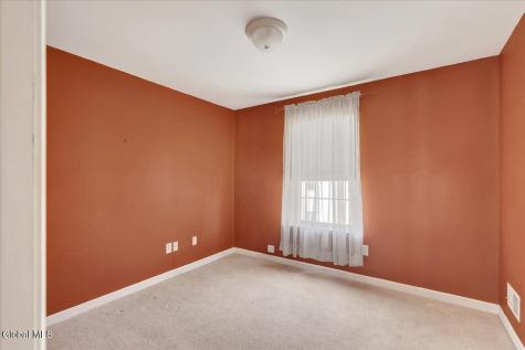 42 Morning Glory Way Schenectady NY 12306