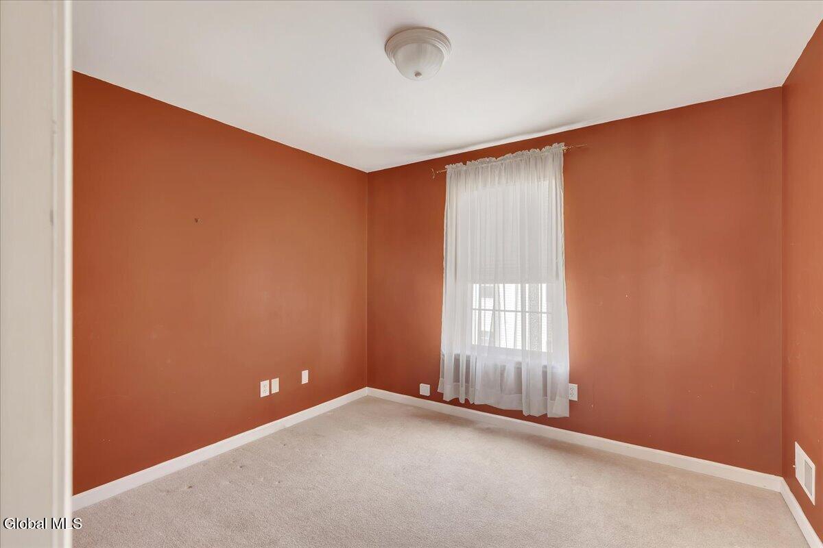 42 Morning Glory Way Schenectady NY 12306