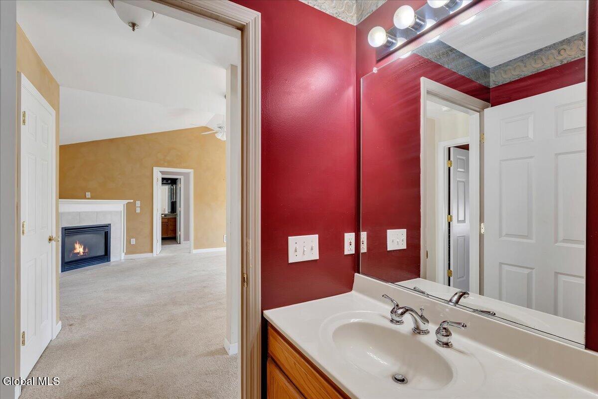 42 Morning Glory Way Schenectady NY 12306