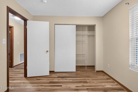 25E Pine Lane Albany NY 12203