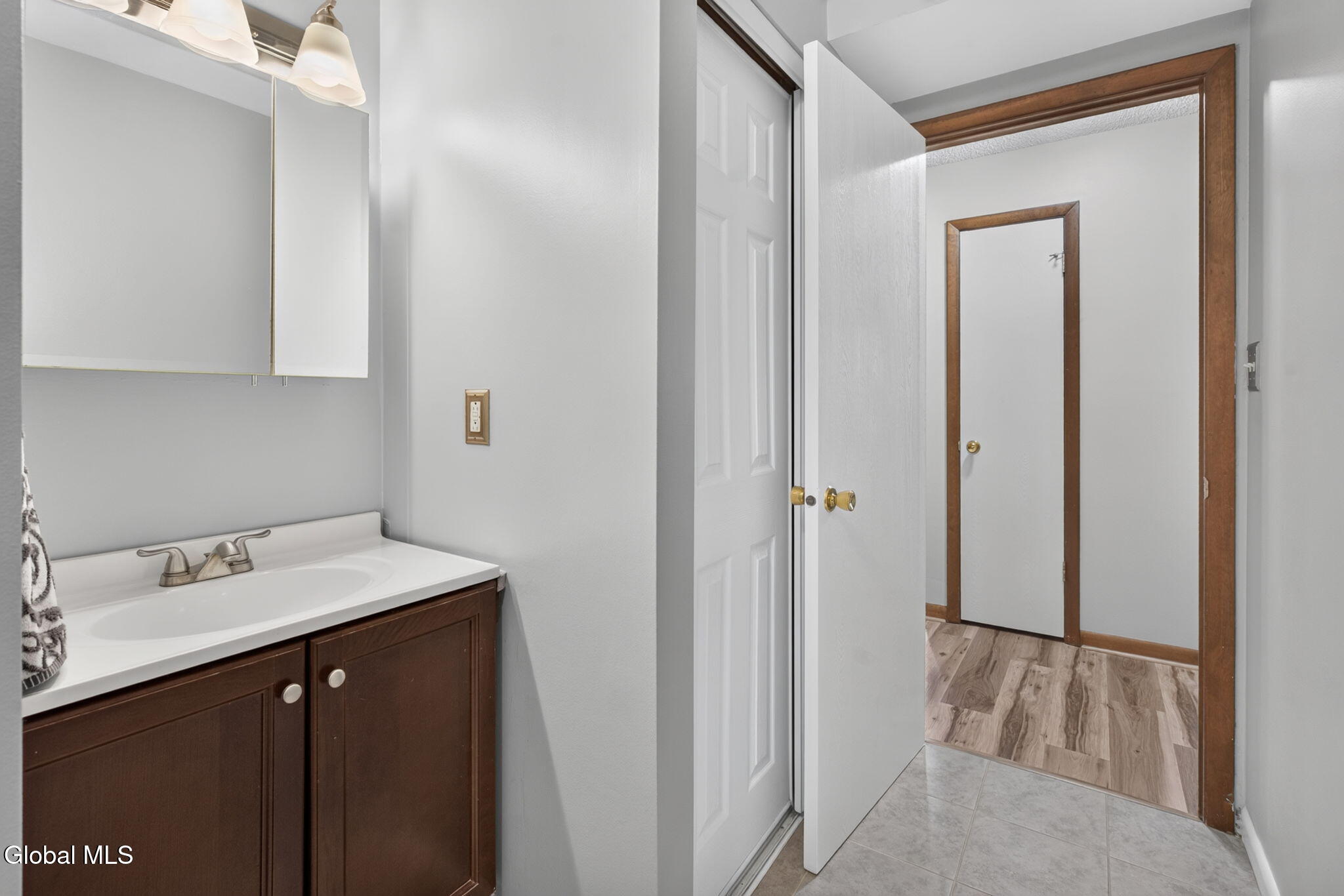 25E Pine Lane Albany NY 12203