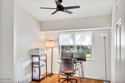 238 Monmouth Way Clifton Park NY 12065