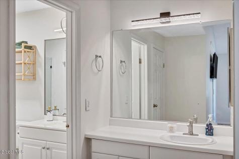 238 Monmouth Way Clifton Park NY 12065
