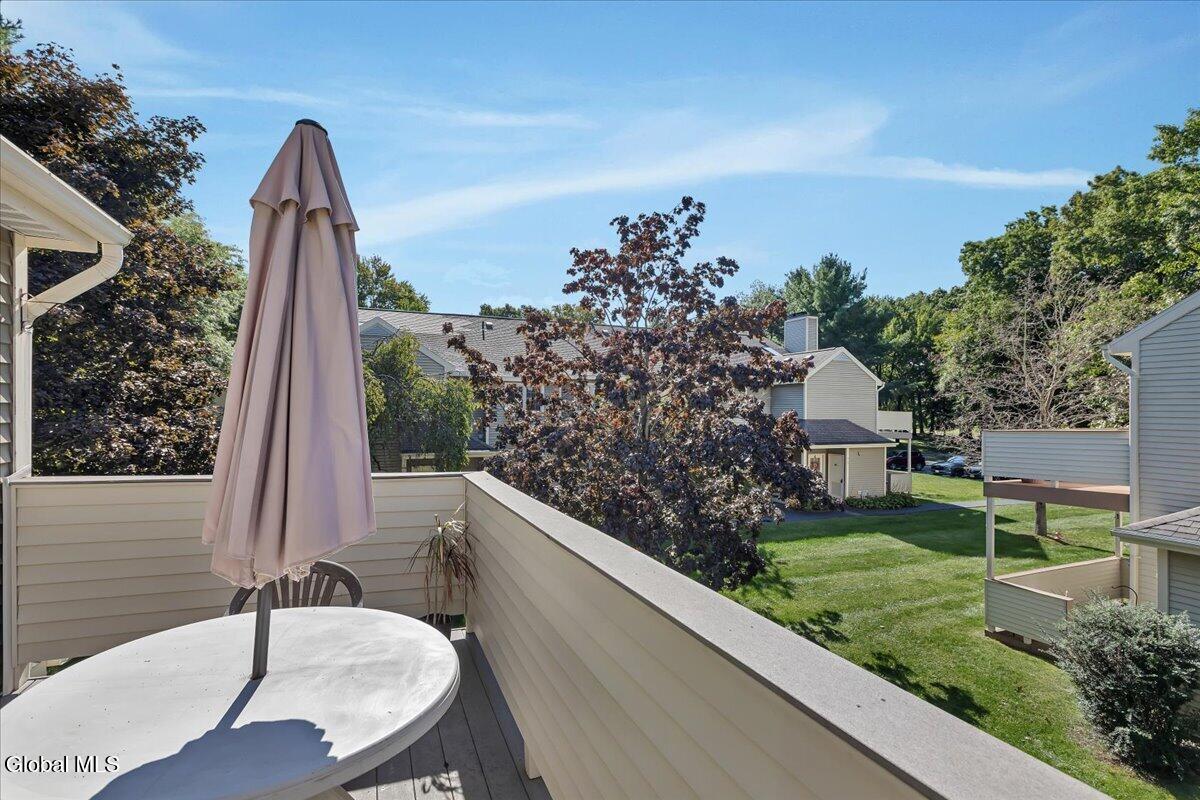 238 Monmouth Way Clifton Park NY 12065
