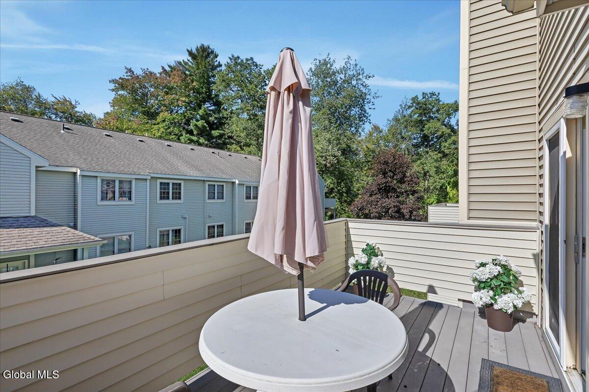 238 Monmouth Way Clifton Park NY 12065
