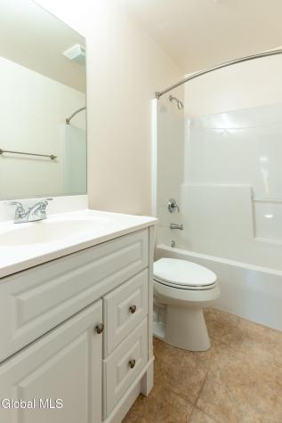 1C Applewood Drive Ballston Lake NY 12019