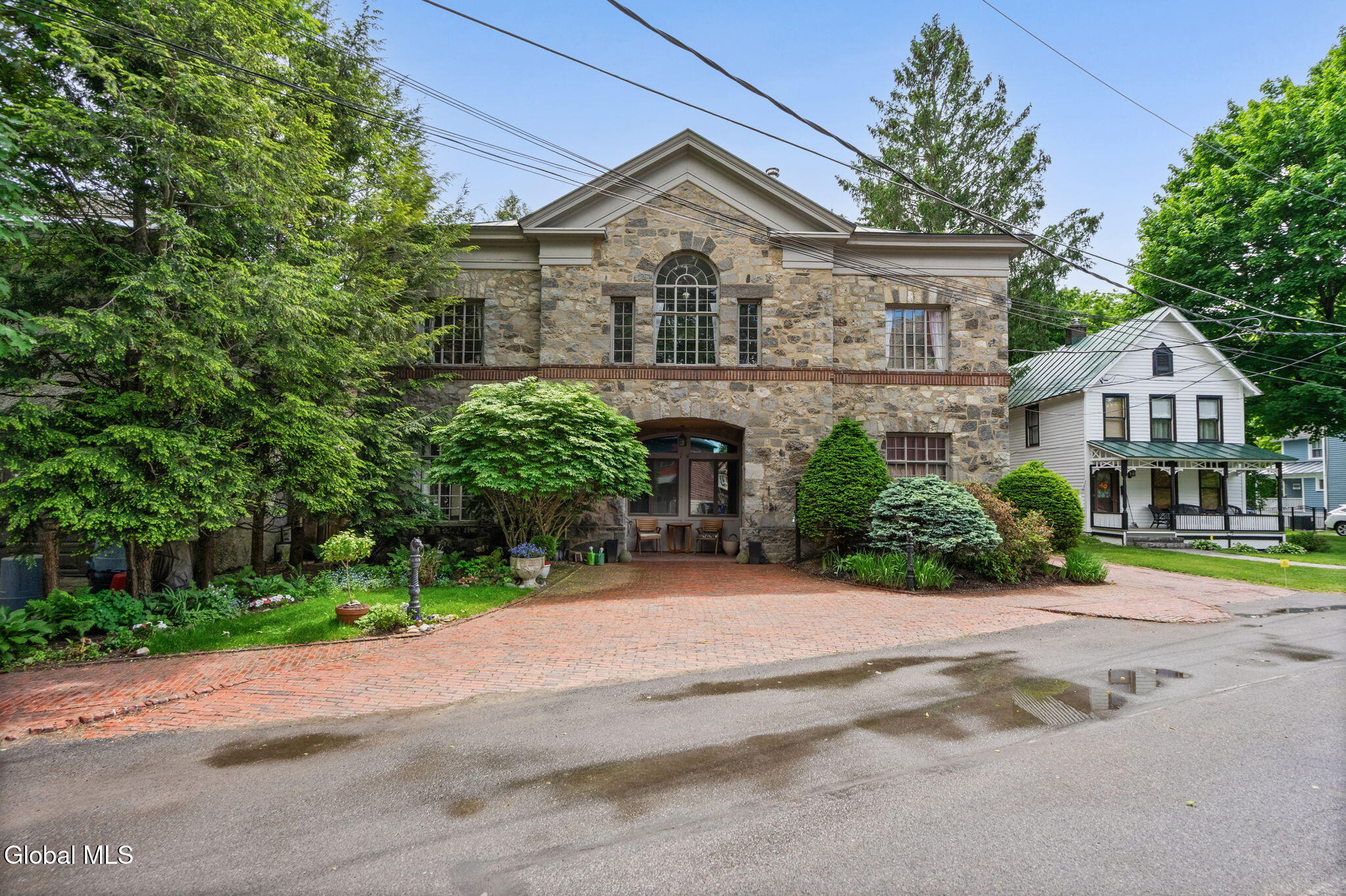14 Talford Place Saratoga Springs NY 12866
