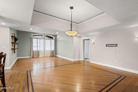 14 Talford Place Saratoga Springs NY 12866