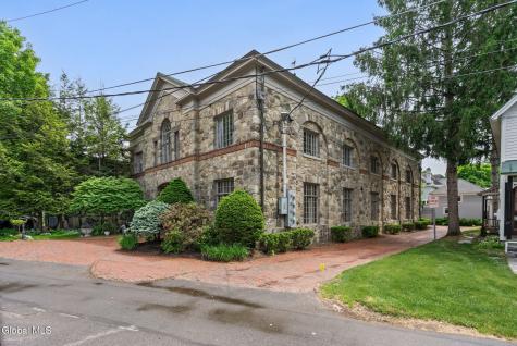 14 Talford Place Saratoga Springs NY 12866