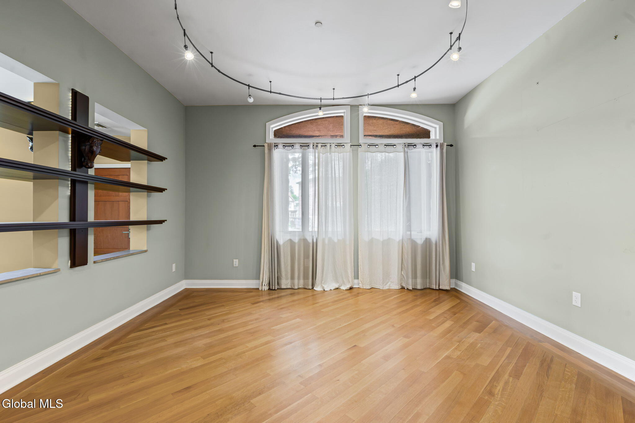 14 Talford Place Saratoga Springs NY 12866