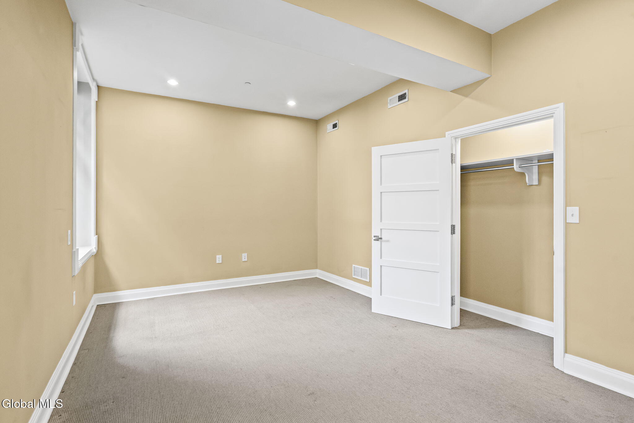 14 Talford Place Saratoga Springs NY 12866