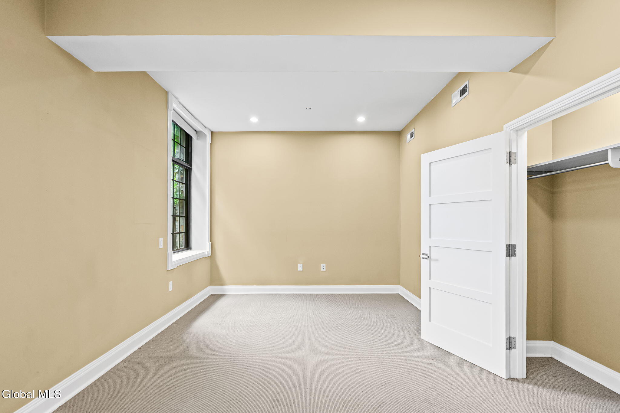 14 Talford Place Saratoga Springs NY 12866
