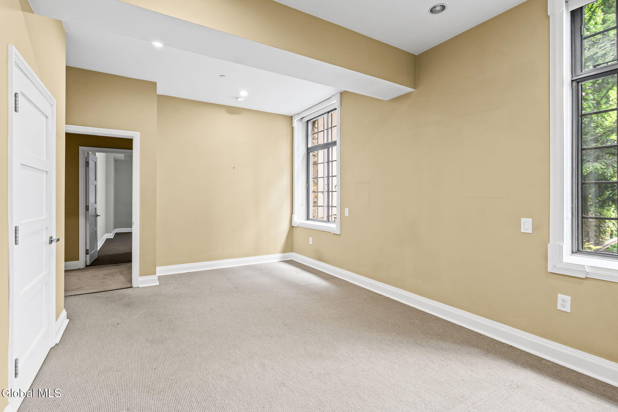 14 Talford Place Saratoga Springs NY 12866