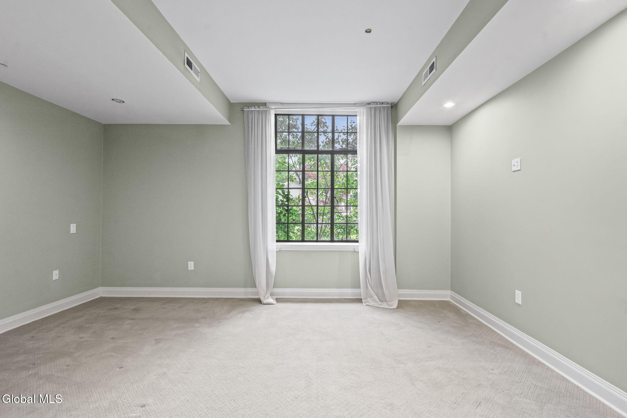 14 Talford Place Saratoga Springs NY 12866