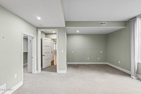 14 Talford Place Saratoga Springs NY 12866