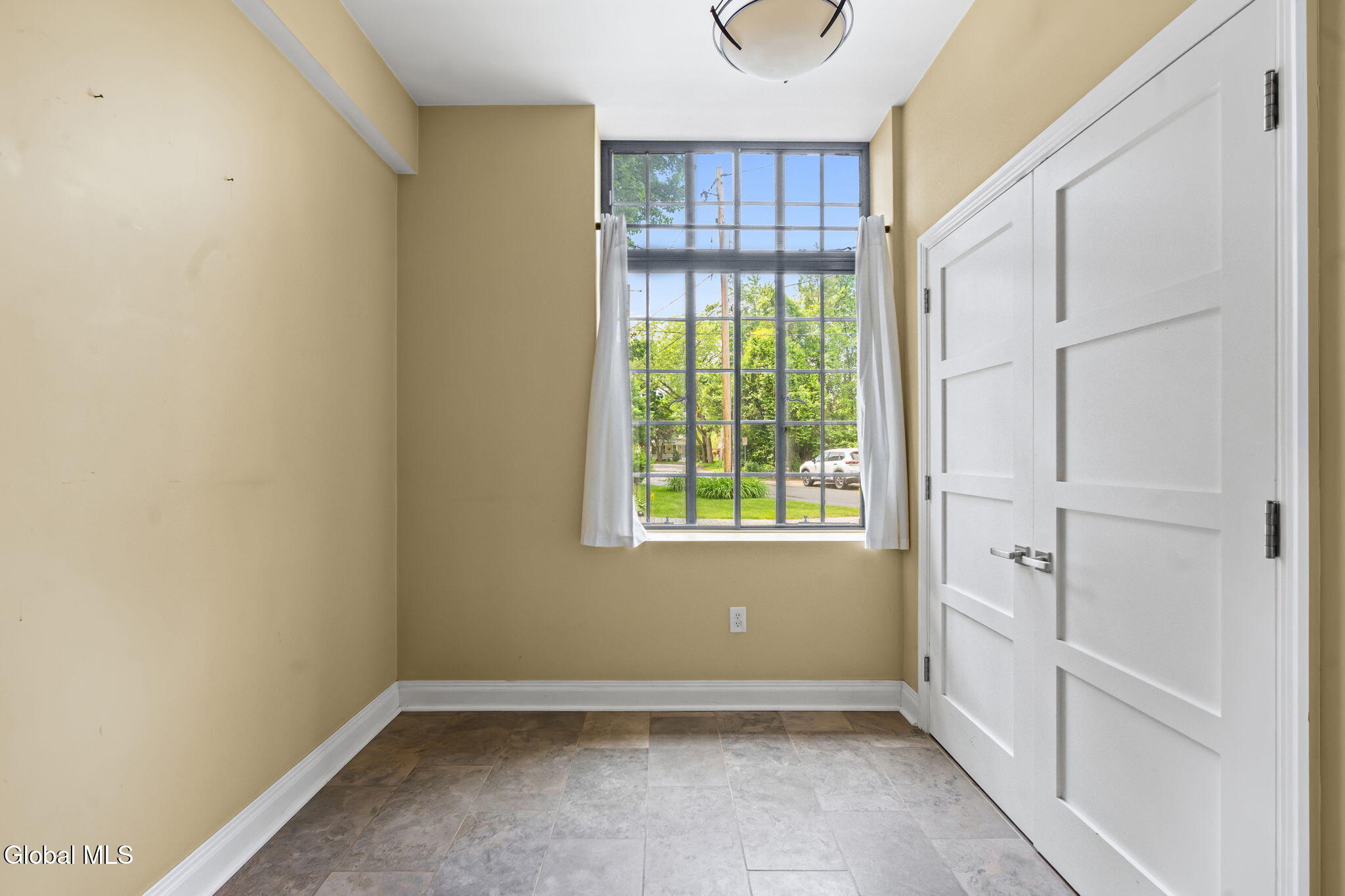 14 Talford Place Saratoga Springs NY 12866