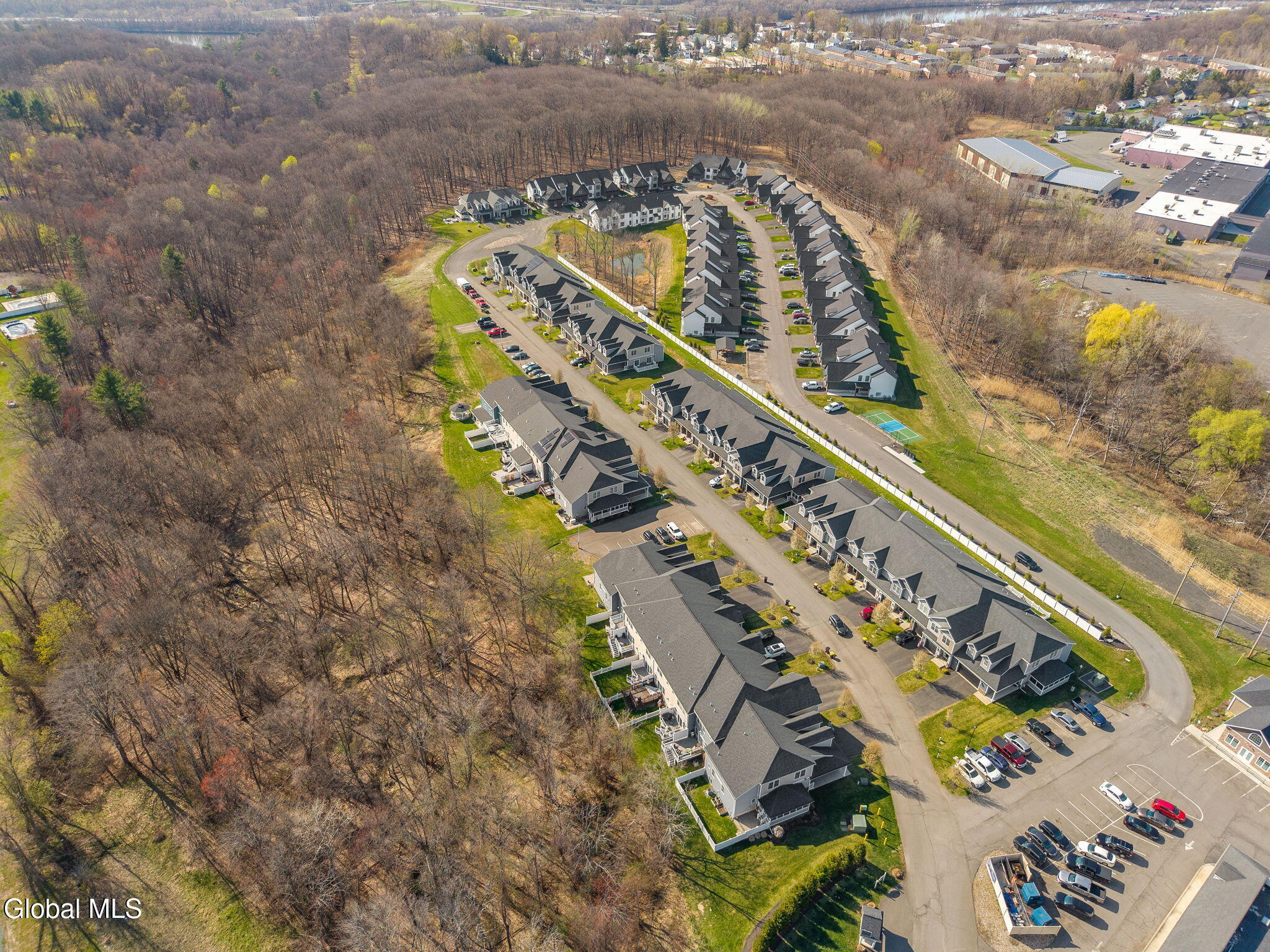 32 Stacey Way Troy NY 12180