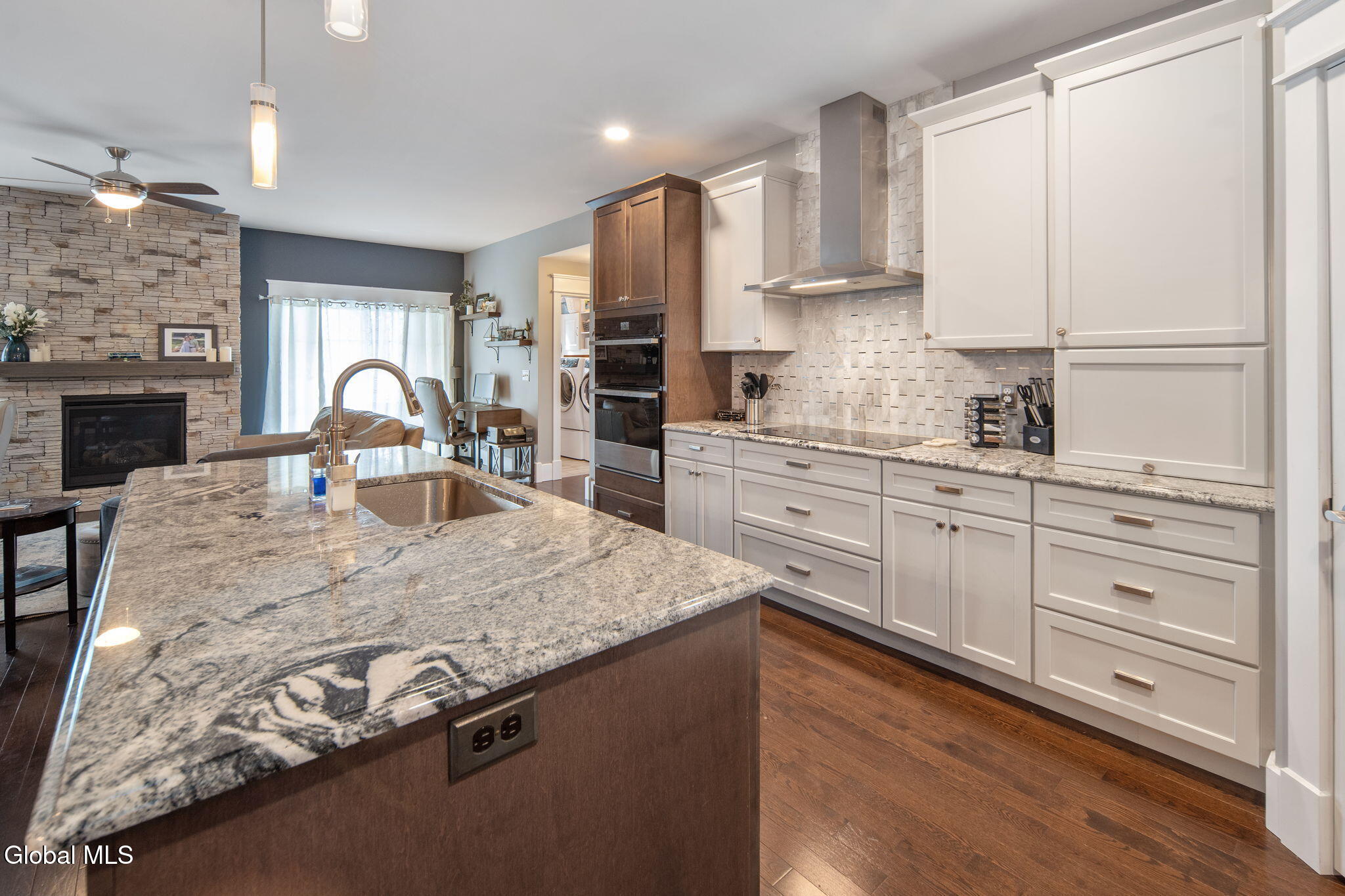 32 Stacey Way Troy NY 12180