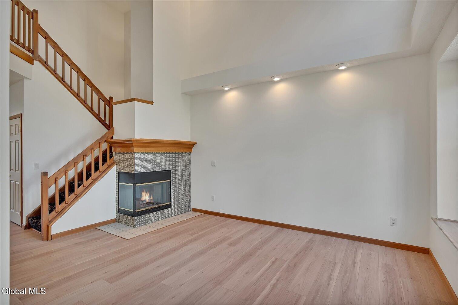 26 Malibu Hill Rensselaer NY 12144