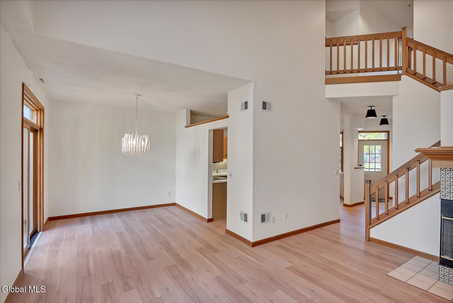 26 Malibu Hill Rensselaer NY 12144