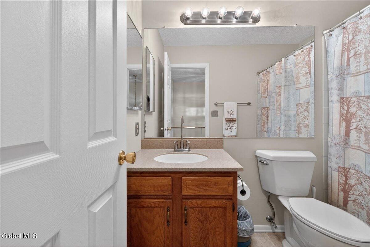 114 Stoney Creek Drive Clifton Park NY 12065