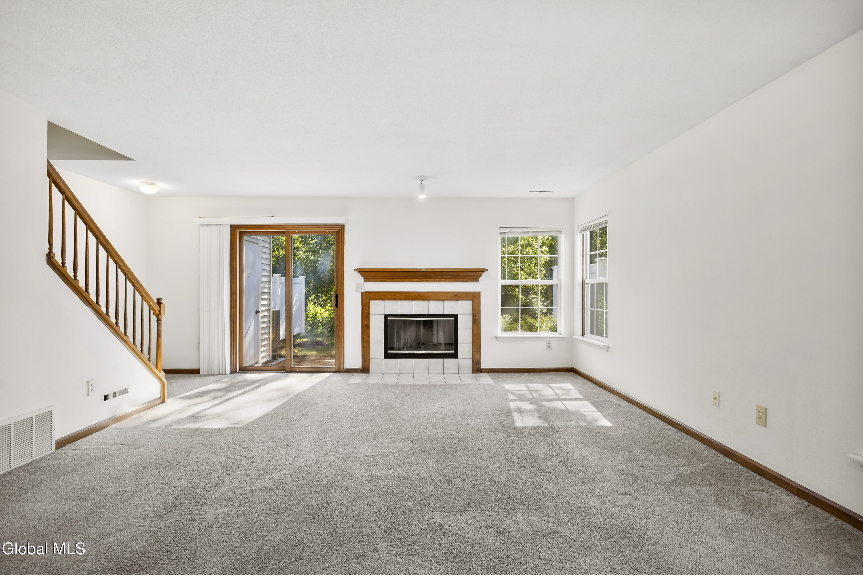 12 Hilltop Court Troy NY 12182