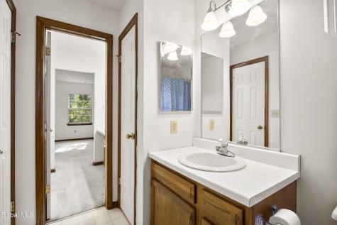 12 Hilltop Court Troy NY 12182