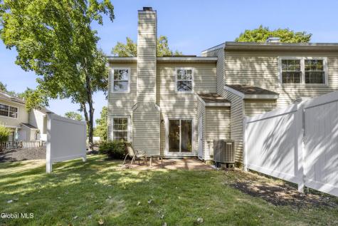 12 Hilltop Court Troy NY 12182