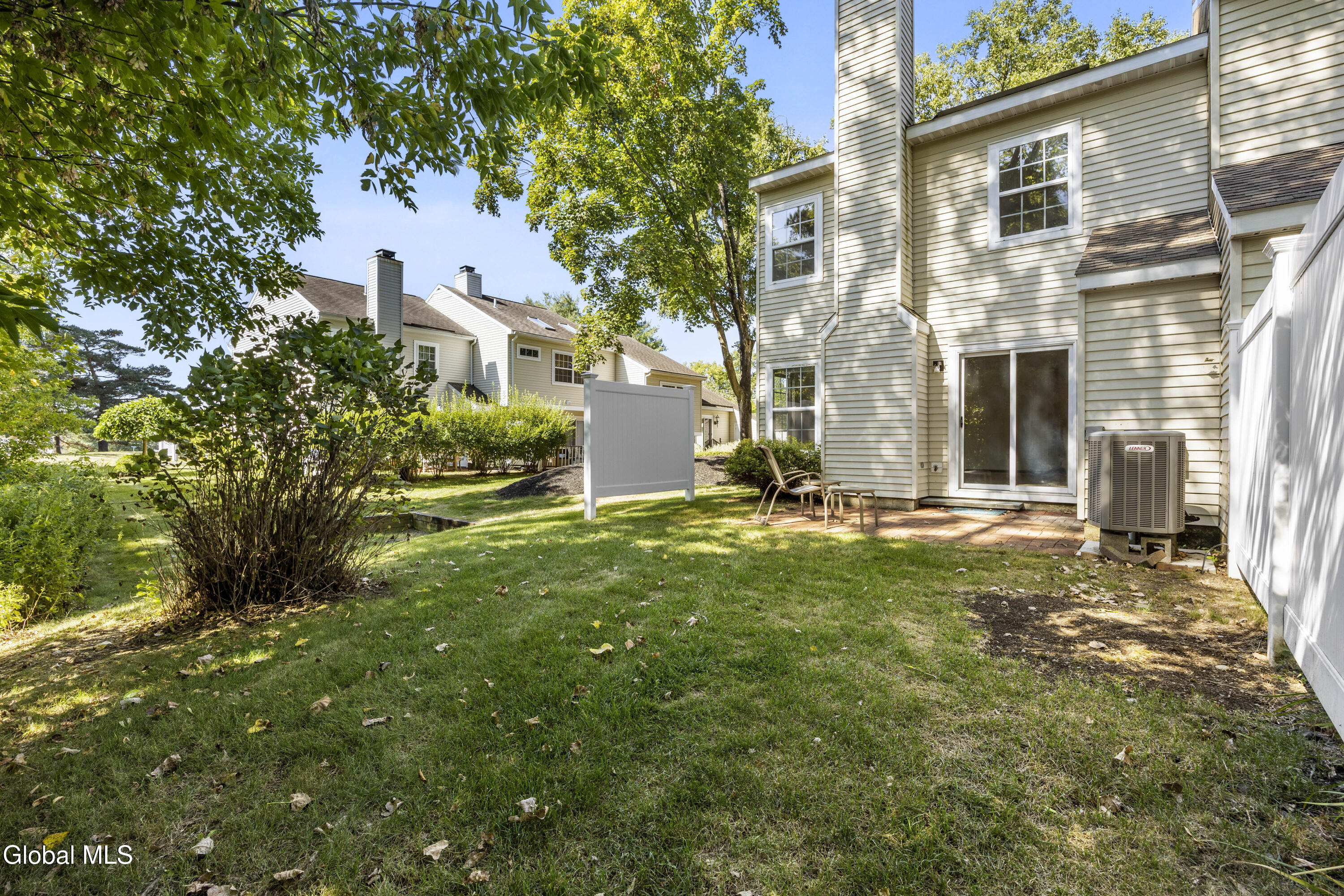 12 Hilltop Court Troy NY 12182