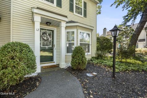 12 Hilltop Court Troy NY 12182