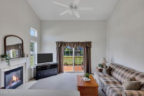 18A Pointe West Drive Clifton Park NY 12065